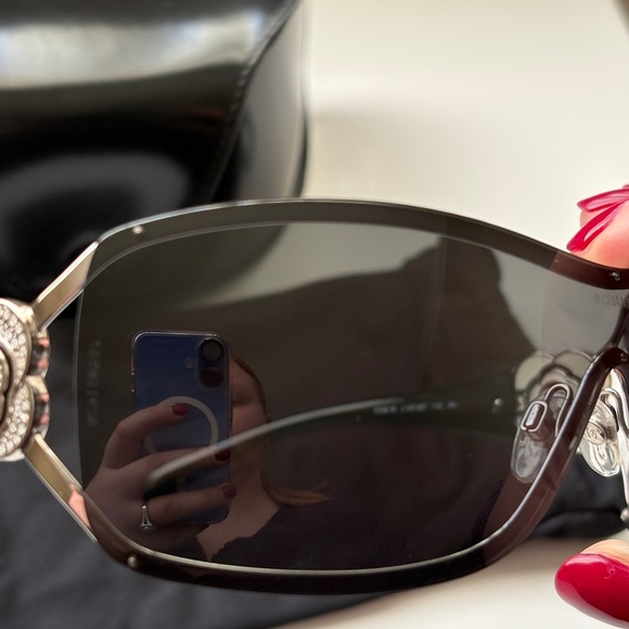 Chanel sunglasses 4164 Camelia flower, authentic - Picture 8 of 14